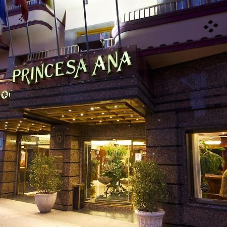 Princesa Ana Granada Bagian luar foto