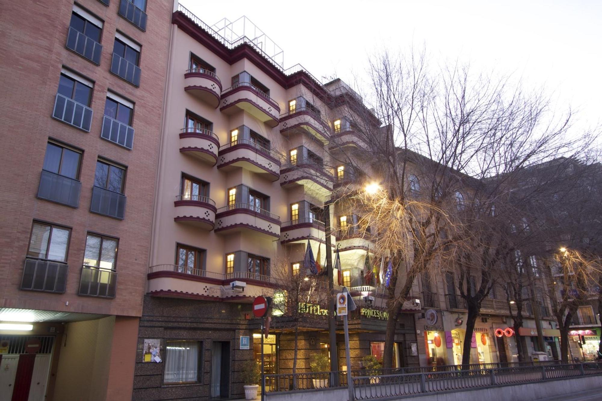 Princesa Ana Granada Bagian luar foto