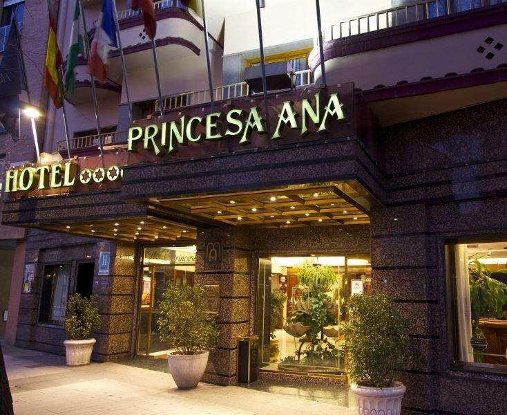 Princesa Ana Granada Bagian luar foto