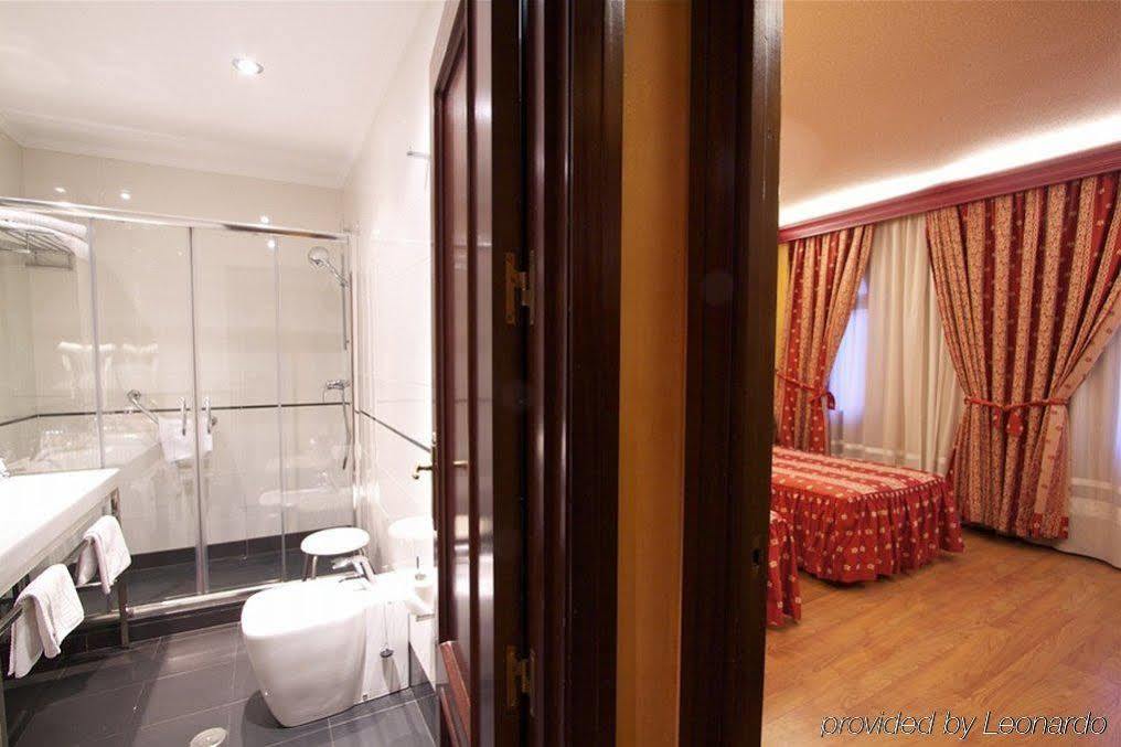 Princesa Ana Granada Bagian luar foto