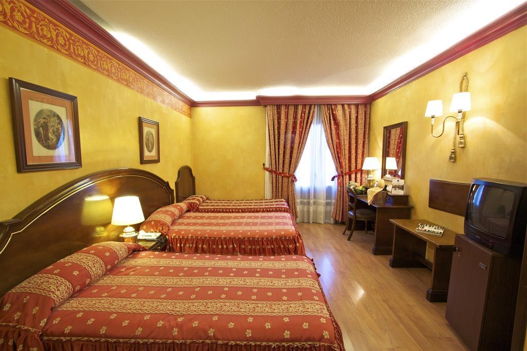 Princesa Ana Granada Bagian luar foto